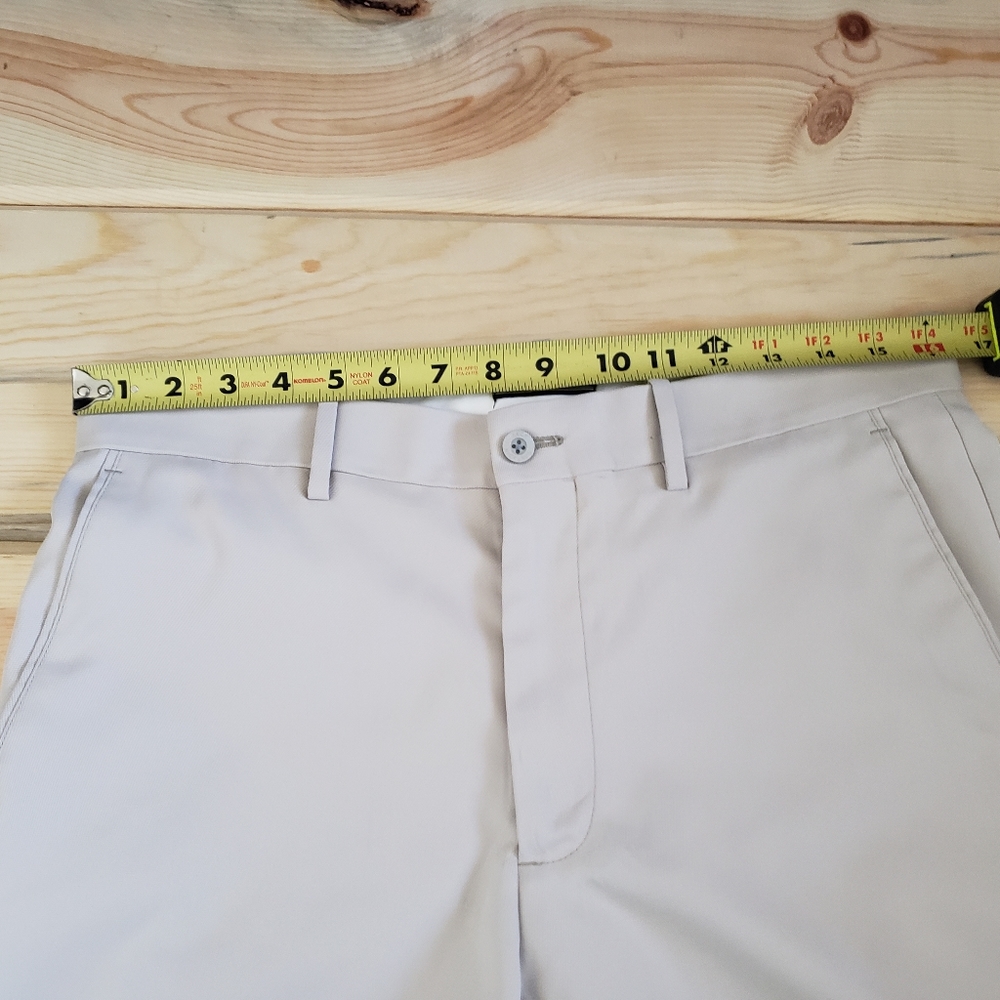 Jack Nicklaus Men's Golf Shorts View 4